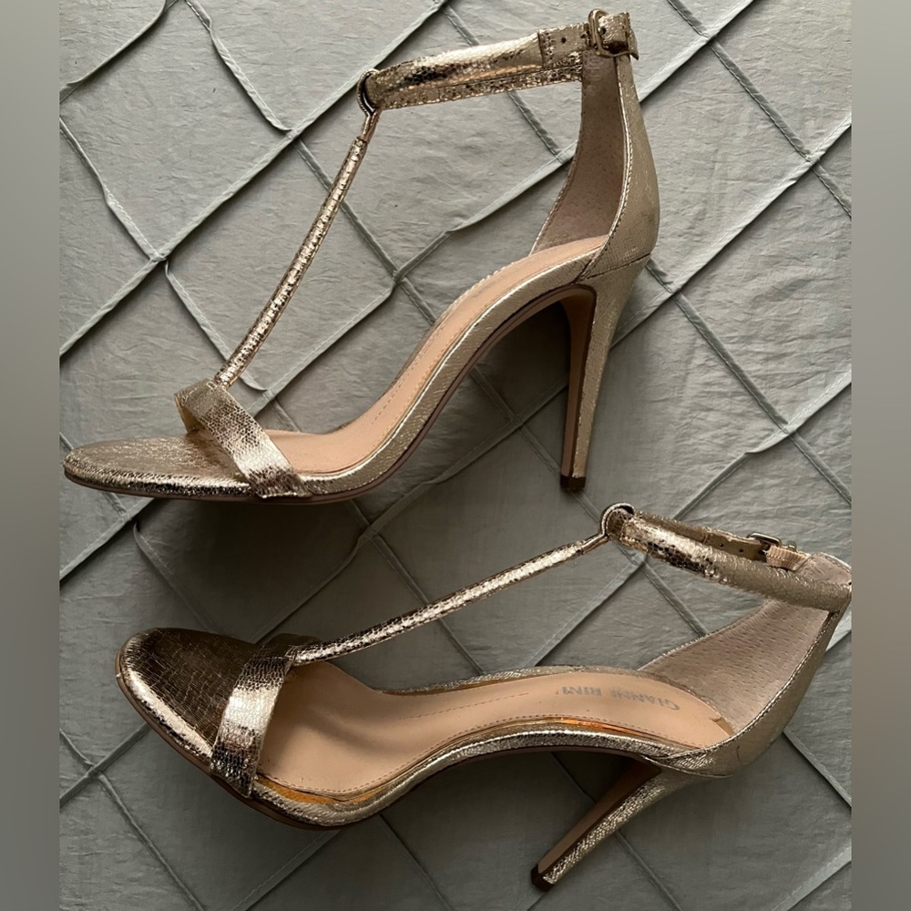 Gianni Bini Metallic Gold Heels
